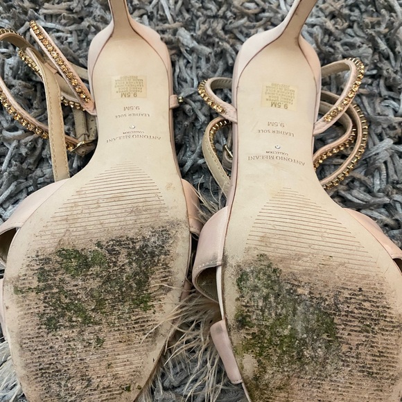 Antonio Melani Peach Satin 4 inch heels - Picture 2 of 5